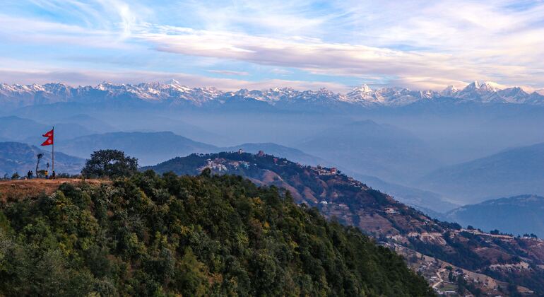 viaje de 5 días a Nagarkot con vistas al amanecer en el Everest Operado por Himalayan Social Journey