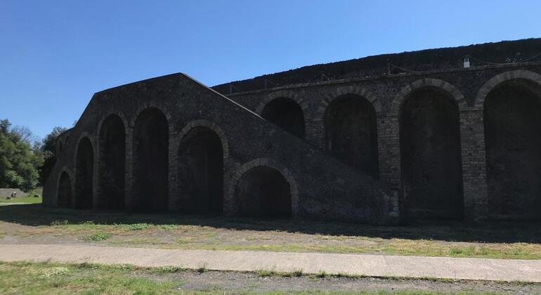 exploring-pompeii-its-ruins-es-9