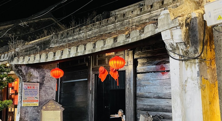 Lanterne e leggende: Tour a piedi notturno di Hoi An Vietnam — #6