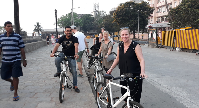 Recorrido en bicicleta por la mañana en torno al patrimonio India &mdash; #3