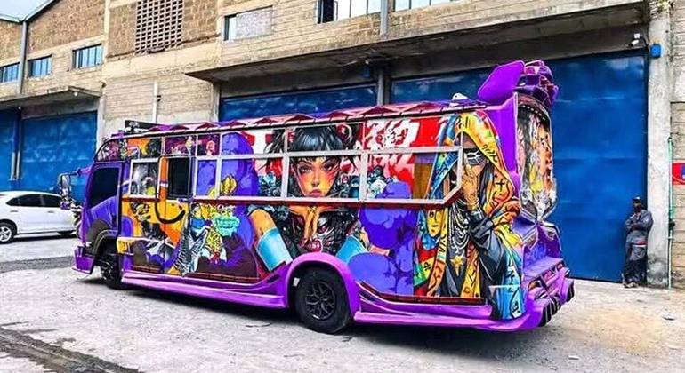 Nairobi : Visite à pied du bidonville de Kibera avec trajet en Matatu décoré Kenya &mdash; #13