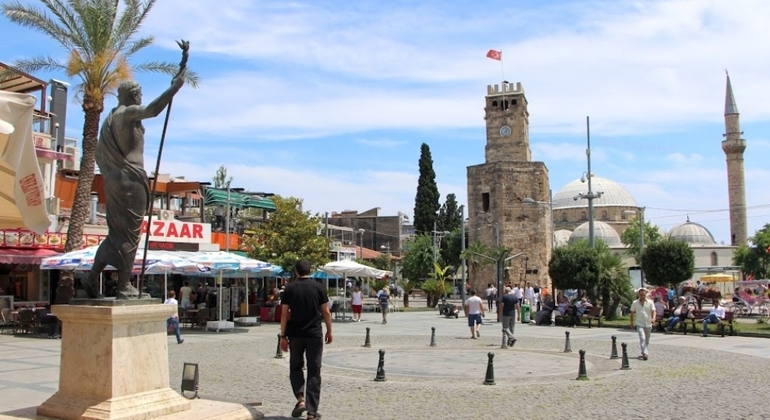 amazing-walking-tour-in-antalya-old-city-en-4
