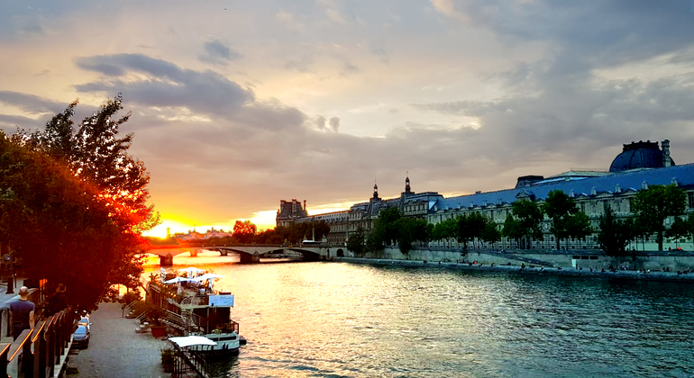 el-centro-del-corazon-de-paris-free-tour-es-2