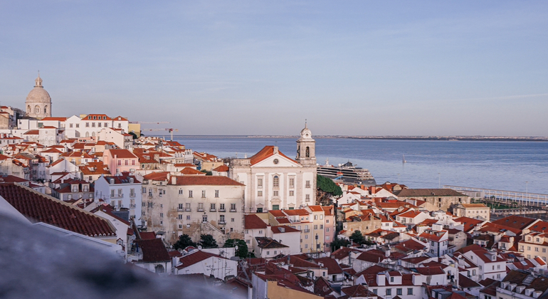 Lissabon Stadtzentrum, Alfama & Mouraria - Kostenlose Tour Portugal — #1