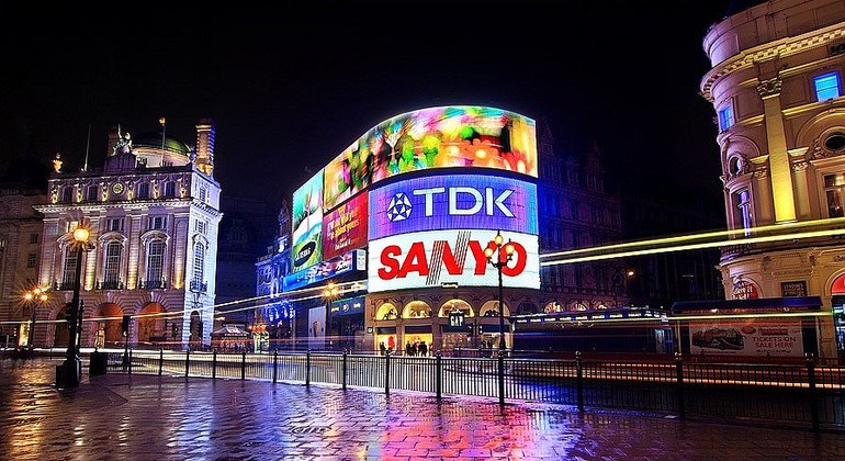 Visita nocturna gratuita de Londres en español Operado por Paseando por Europa S.L