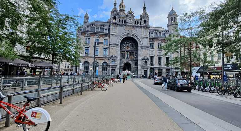 Free Historical Walking Tour in Antwerp Old City Belgium — #1