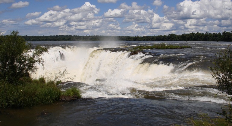 Discovering Iguazú Falls