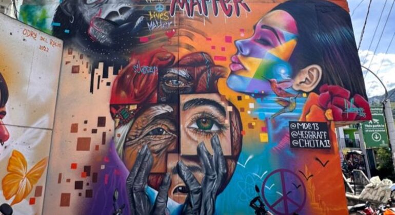 Visite des graffitis dans la Comuna 13 de Medellin
