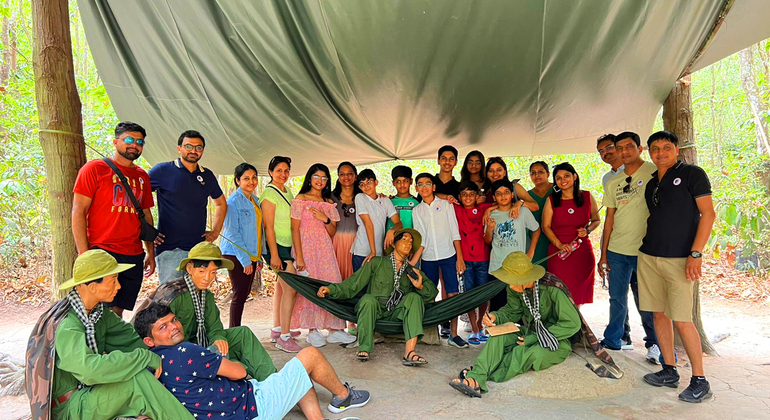 deluxe-tour-cu-chi-tunnels-mekong-delta-full-day-es-1