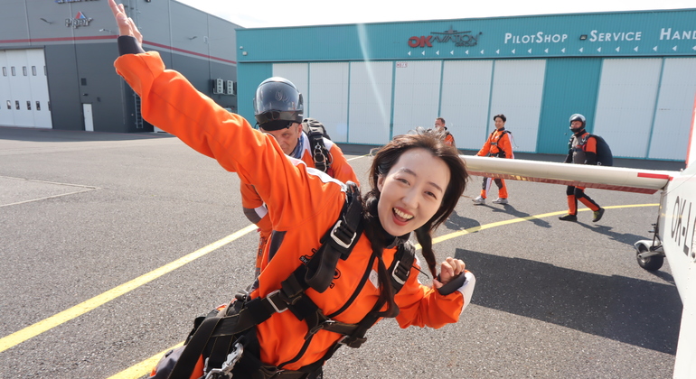 Paracadutismo in tandem a Praga con trasferimenti gratuiti Repubblica Ceca &mdash; #7