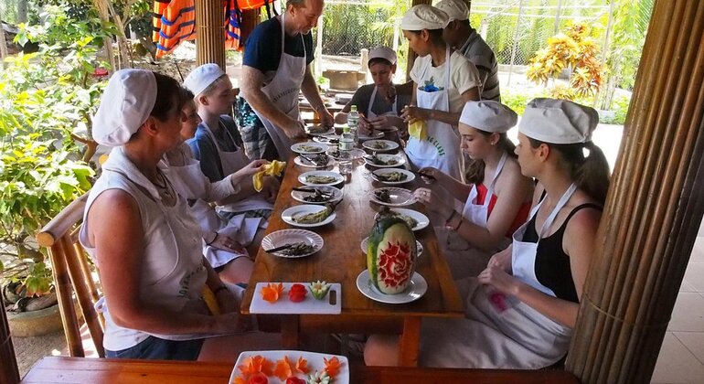 Local Market Tour by Cyclo & Cooking Class