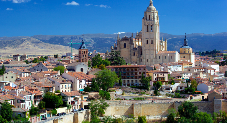 Tour Privado de Segovia durante 6 Horas Operado por Paseando por Europa S.L