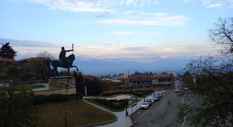 Viagem ao coração de Telavi Organizado por luka thomas