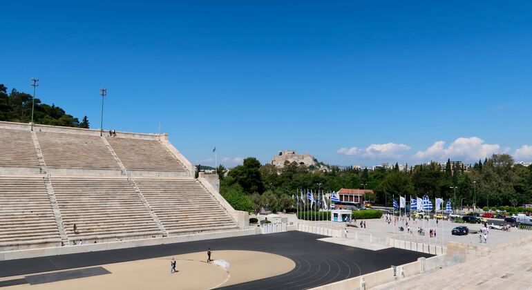 athens-walking-tour-with-a-local-expert-es-3