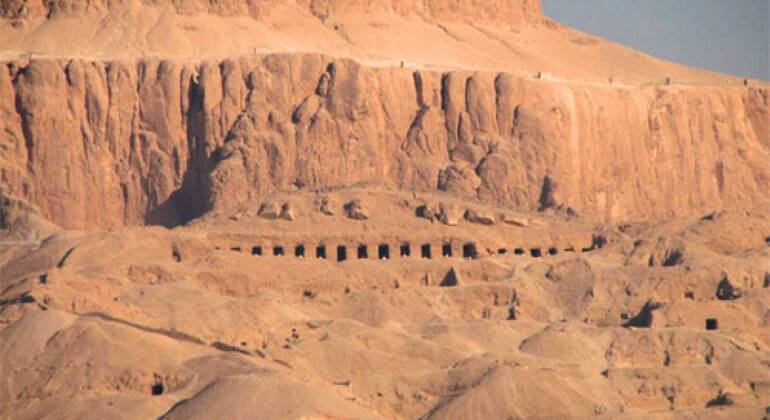 Unusual Trip To Habu Temple Valley Of Workers & Queens From Luxor