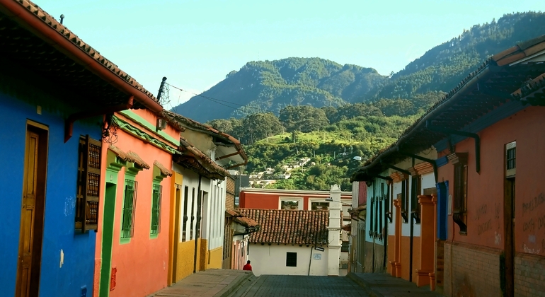 Passeio a pé de 2,5 horas pela Candelária e experiências locais