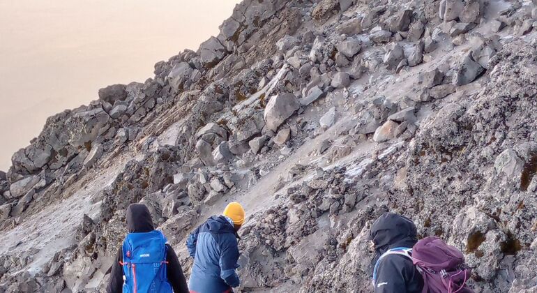 Trekking de 4 días al Monte Meru Tanzania — #3