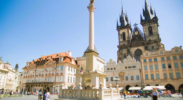 Audioguía de la Plaza de la Ciudad Vieja y la Torre del Reloj Astronómico Operado por Get Prague Guide Michal Vesely