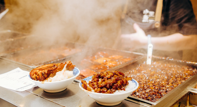 Taipeh Essen Tour: Historischer Nachtmarkt (inkl. Essen) Bereitgestellt von TourMeAway