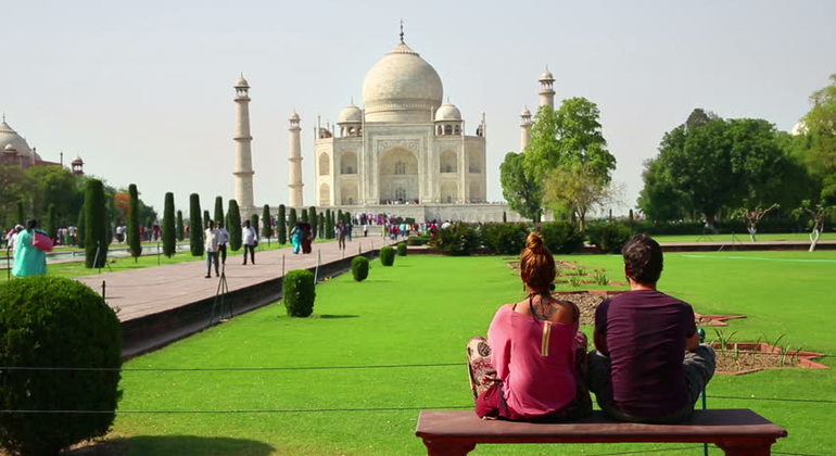 Agra Full Day Tour From Delhi