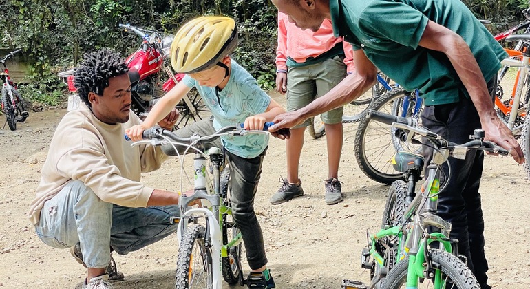 Passeio guiado de bicicleta em Arusha