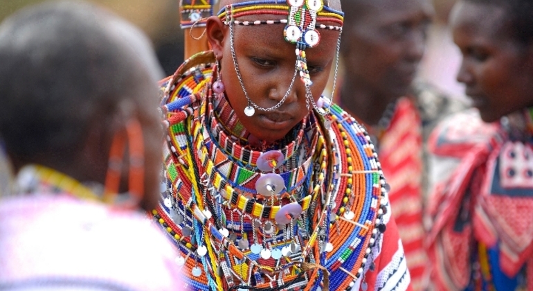 Maasai Erlebnis Tour Bereitgestellt von Foot On Kili Tanzania Adventure