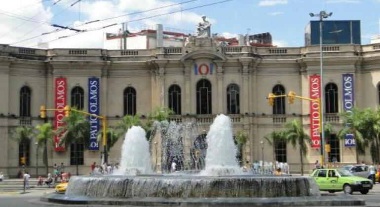 Free Tour of Nueva Cordoba and Sarmiento Park Provided by Karina Bosaz