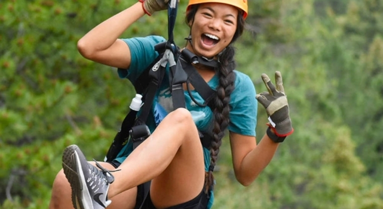 Tour in zipline sul lago Manyara Fornito da Foot On Kili Tanzania Adventure