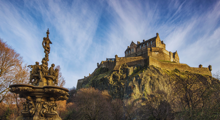 From North to South: Discover the Essentials of Edinburgh