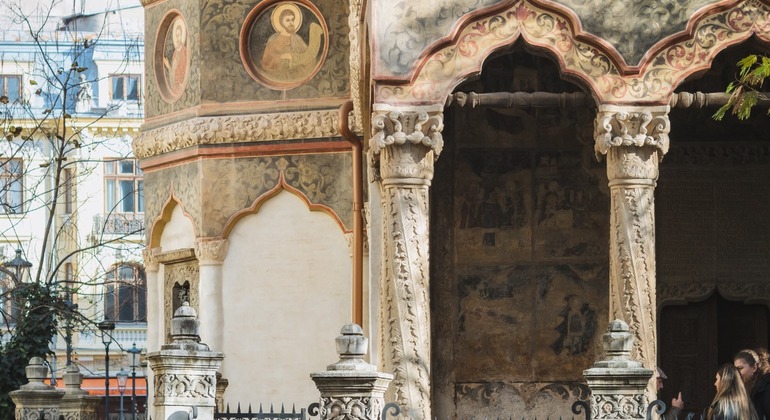 Visita à arte e arquitetura ortodoxas Organizado por Bucharest Break