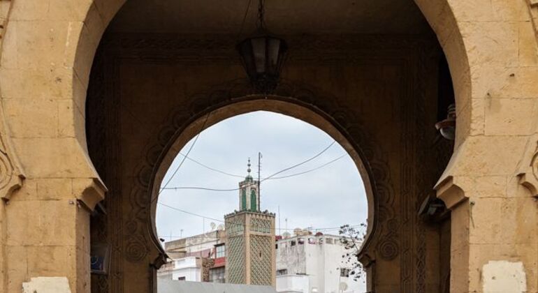 Odisseia urbana em Casablanca Organizado por Hossam