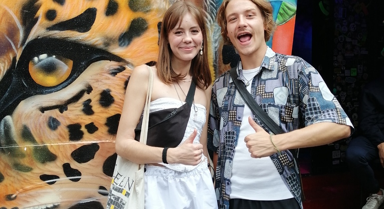 Free Tour por la Comuna 13 de Medellin Colombia — #15