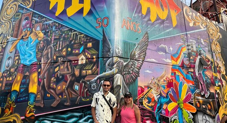Free Tour por la Comuna 13 de Medellin Colombia — #30