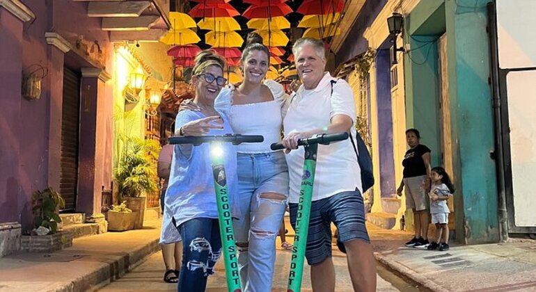 Lustige Scooterfahrt durch Cartagena & das mythische Barrio Getsemani