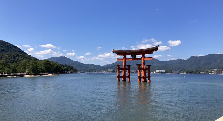 Excursión a Hiroshima y la isla de Miyajima Operado por Tatsuya