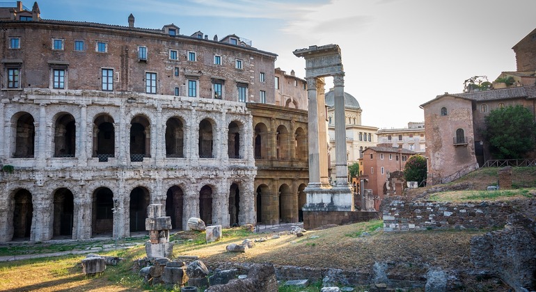 A Walk in Ancient Rome to Discover its Legendary Origins Provided by Luca