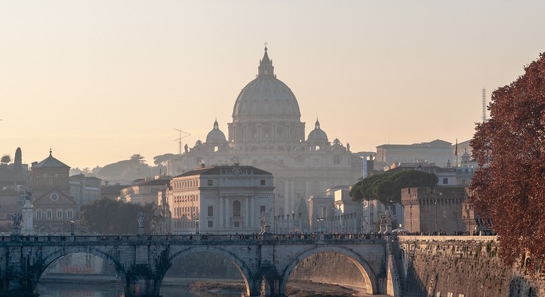 a-walk-in-ancient-rome-to-discover-its-legendary-origins-es-2