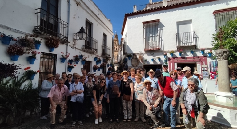 Cordoue des fleurs : le quartier juif, les rues et les cours intérieures Fournie par Córdoba Más