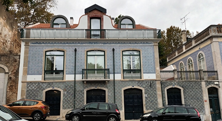 alfama-la-mas-antigua-caminar-por-la-historia-de-la-ciudad-luz-es-12
