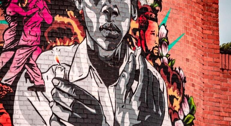 El famoso recorrido gratuito por el centro de Medellín Colombia — #4