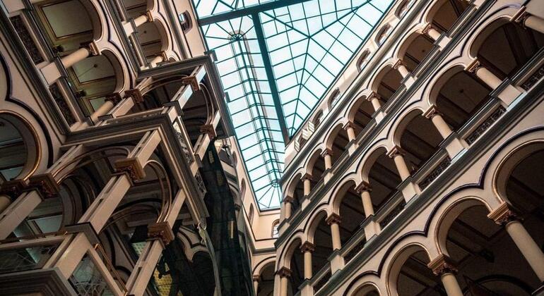 El famoso recorrido gratuito por el centro de Medellín Colombia — #9