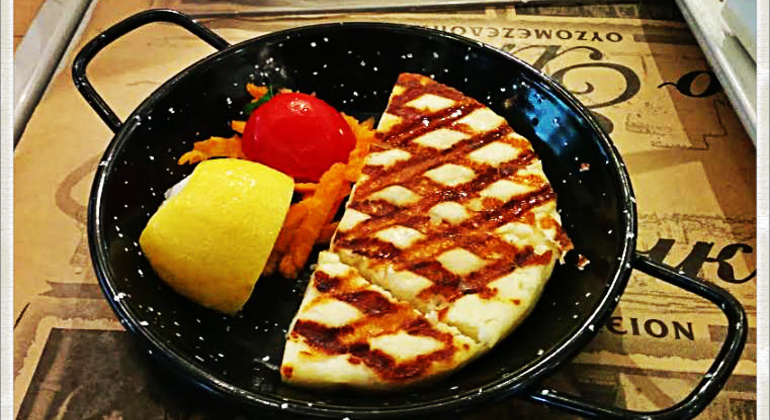 foodie-tour-with-vegan-vegetarian-alternatives-en-1