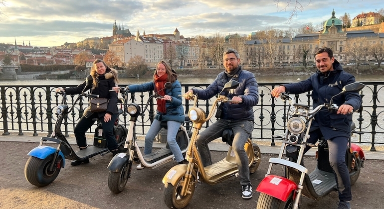 Tour de River Side en eScooter République tchèque — #1