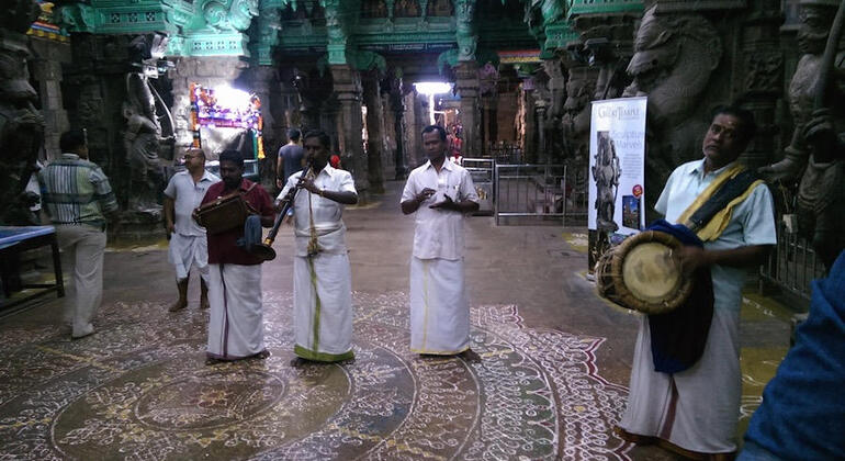 Ceremonia vespertina Visita al Templo Meenakshi, India