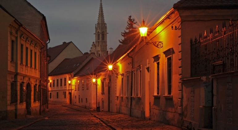 Tour gratuito delle leggende spettrali di Bratislava Fornito da Discover Bratislava