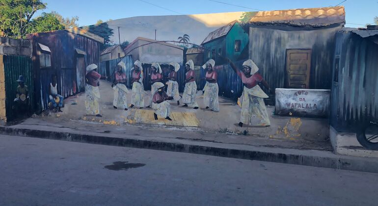 Maputo: Mafalala Community Walking Tour Provided by Egas Manganhe