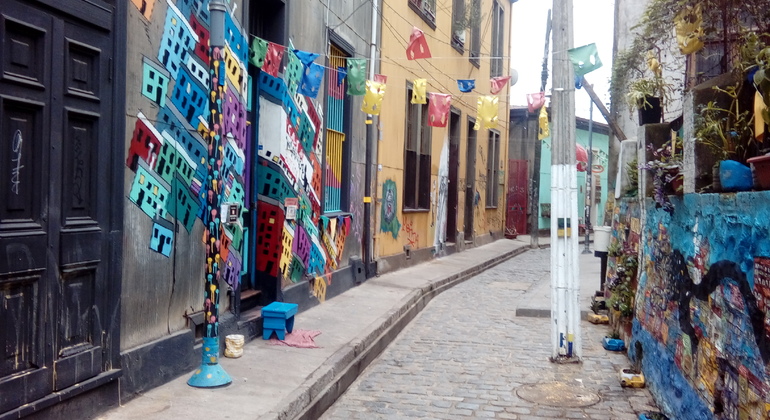 Kostenlose Tour durch Valparaiso: Straßenkunst, Standseilbahnen & Hafenstadt Chile — #8