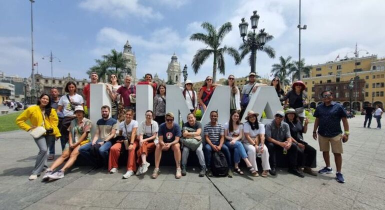 Free Walking Tour Experiencial de Lima Grupo Pequeño Operado por Viajens Machupicchu -Roger  Huilca