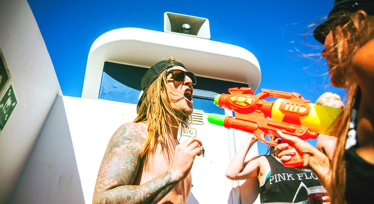 original-boat-party-barcelona-en-1