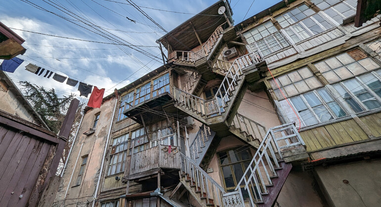 Tour alternativo a piedi Nuova Tiflis e strade secondarie Georgia — #17